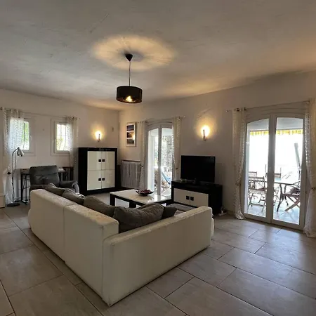 La Pavilou Villa